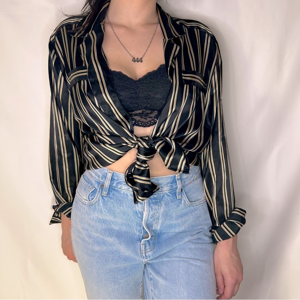 VINTAGE STRIPED SATIN BUTTON UP BLOUSE